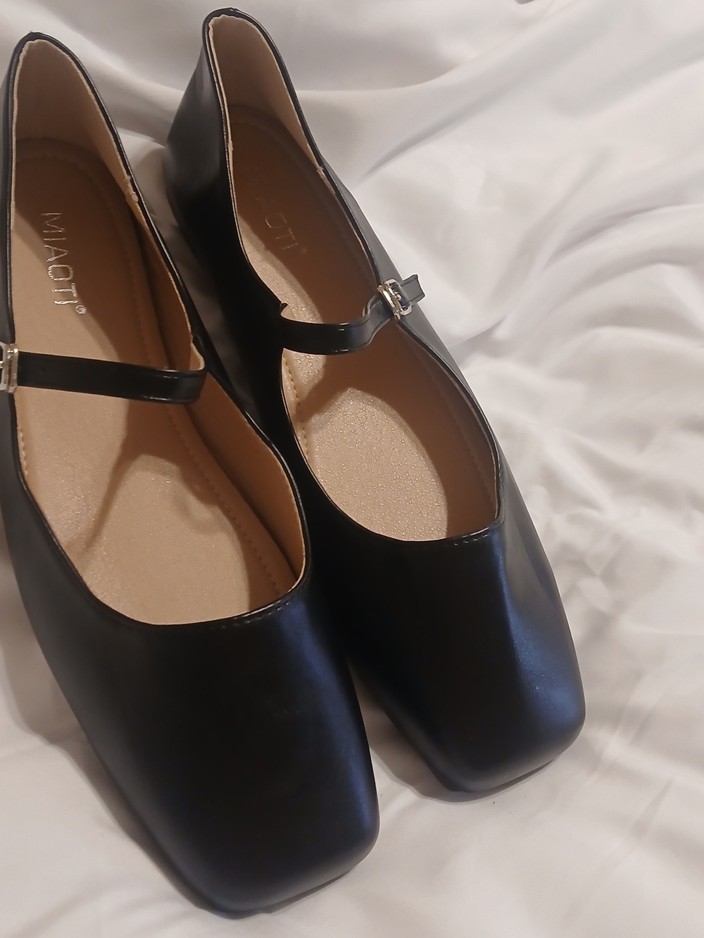 Malo Black Square-Toe Mary Jane Flats